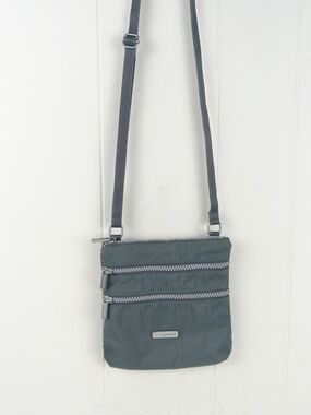 Baggallini Crossbody Messenger Bag Gray Small Nylon Adjustable Zip Pockets